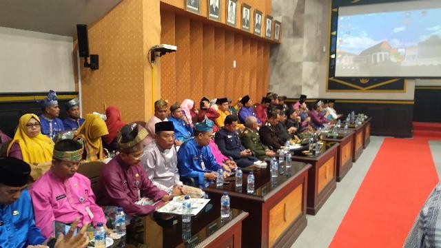 1564806378-RiauBertuah co-Para Muspida hadiri sidang paripurna HUT Kota Pekanbaru Ke-235